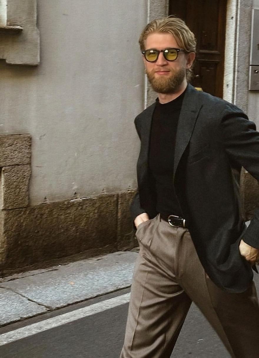 Street Walking Viktor