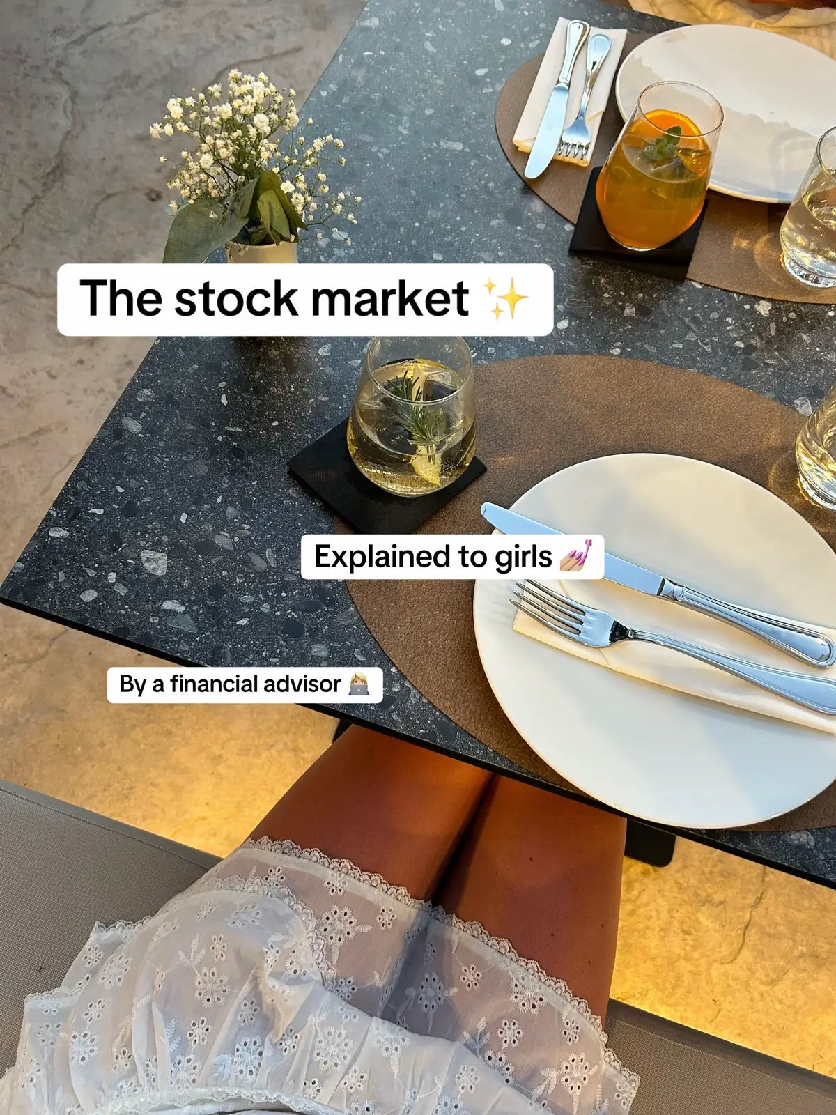 The stock market ✨
Explained to girls💅🏼
By a financial adv