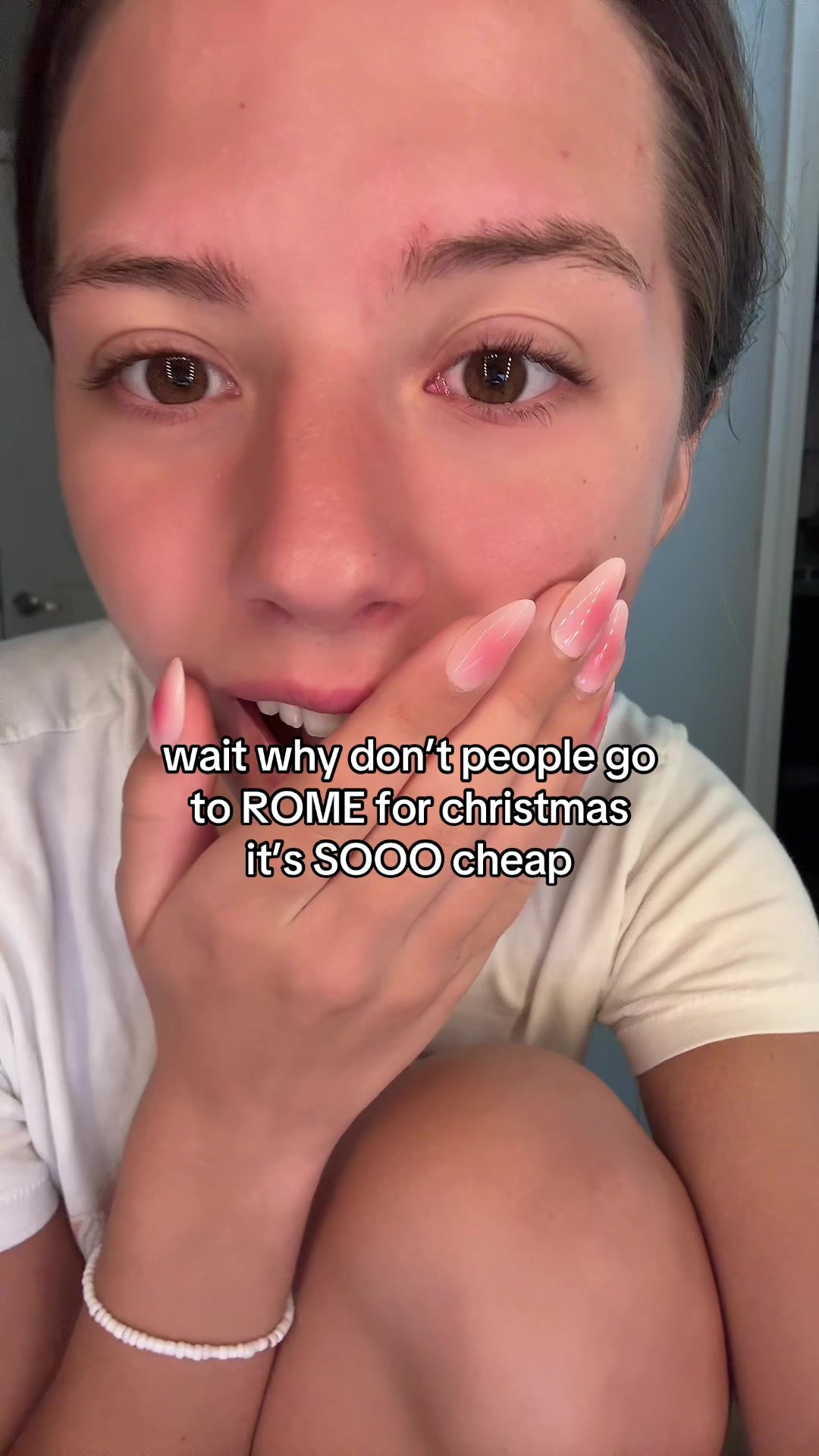 wait why don't people go
to ROME for christmas
it's SOOO che